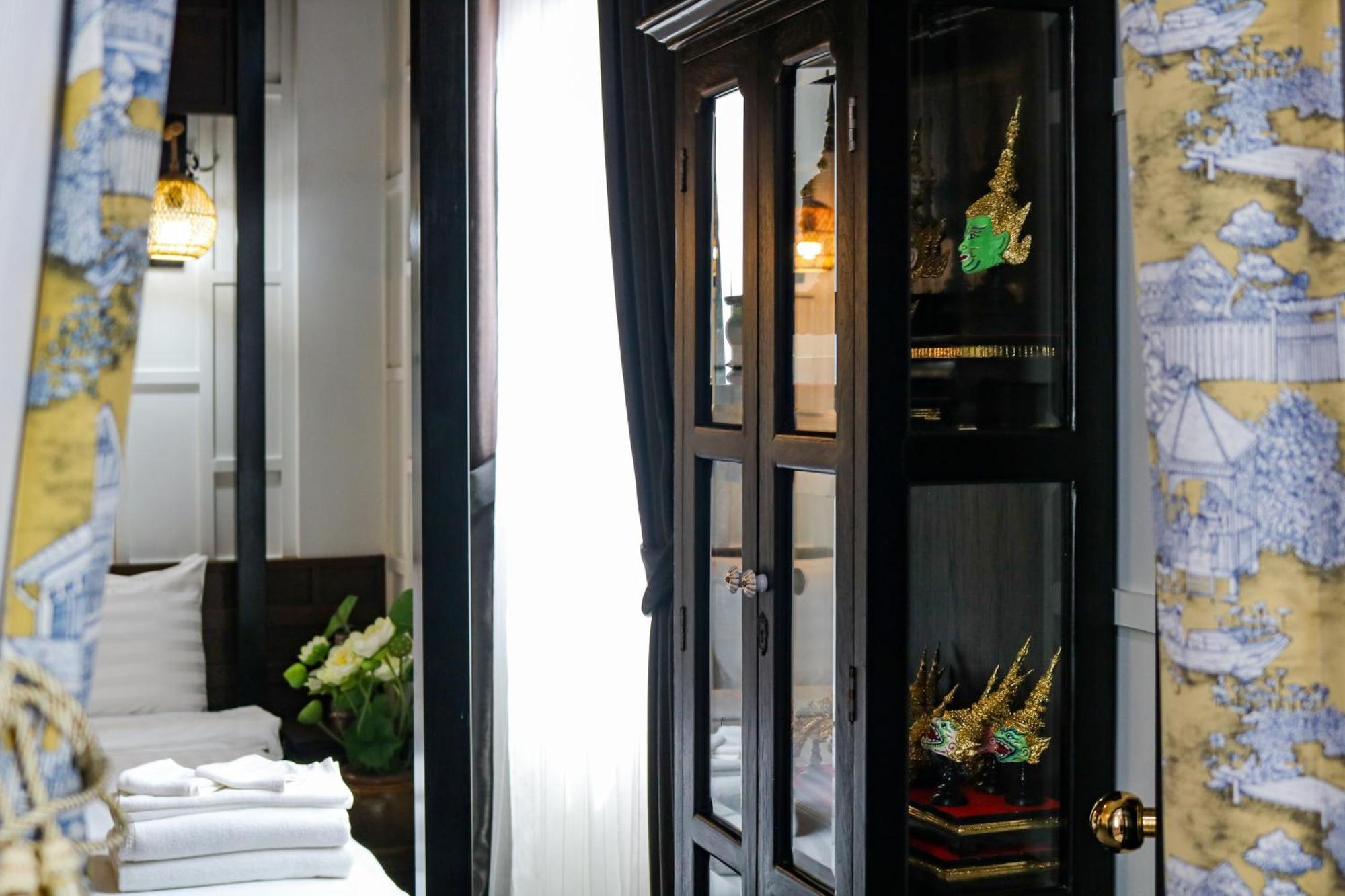 De Phanakron Boutique Hotel Бангкок Экстерьер фото
