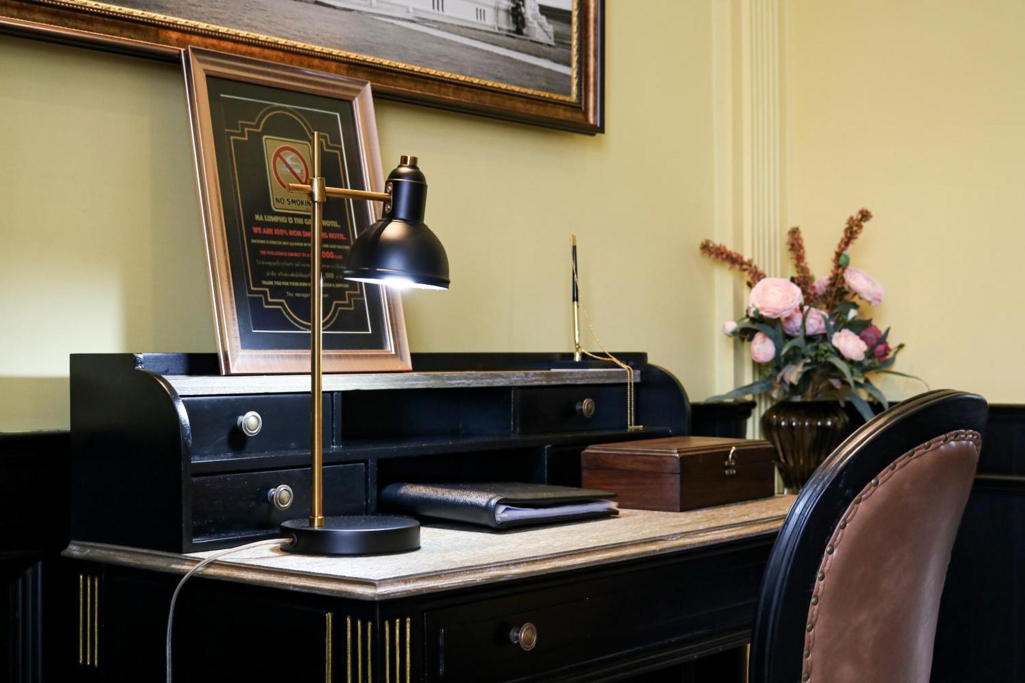 De Phanakron Boutique Hotel Бангкок Экстерьер фото